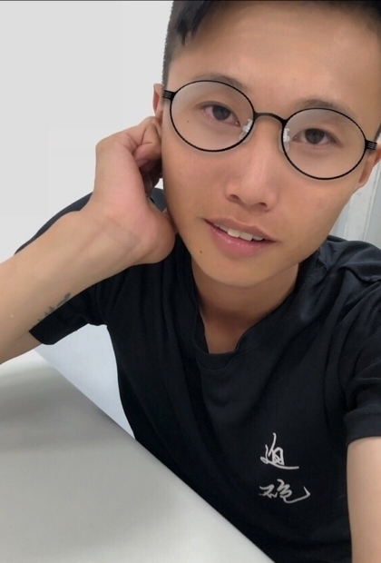 璨名的第一张照片--台北残疾人相亲网