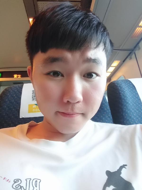 爱玉的第一张照片--台北残疾人相亲网