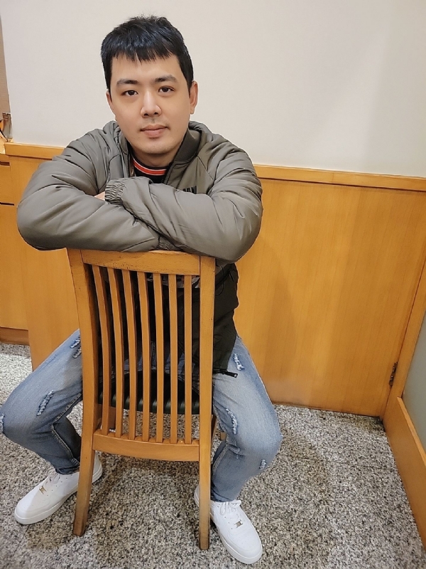 丁丁的第一张照片--台北残疾人相亲网